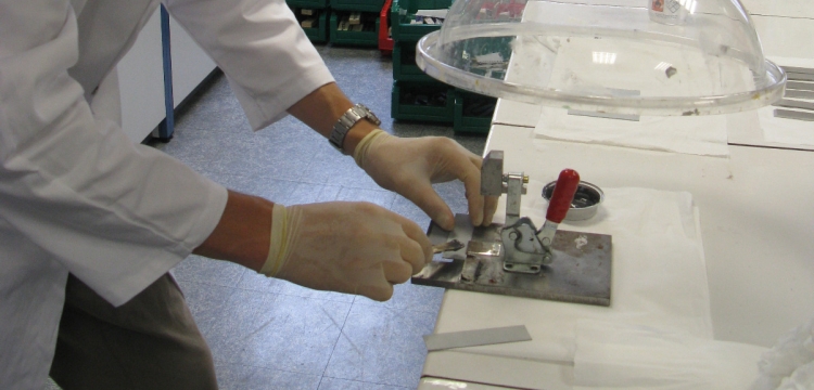 choix de colles pour assemblages multi-matériaux - collage Cetim St Etienne